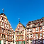 Ferienhaus-am-alten-stadttor 에디게르-엘러