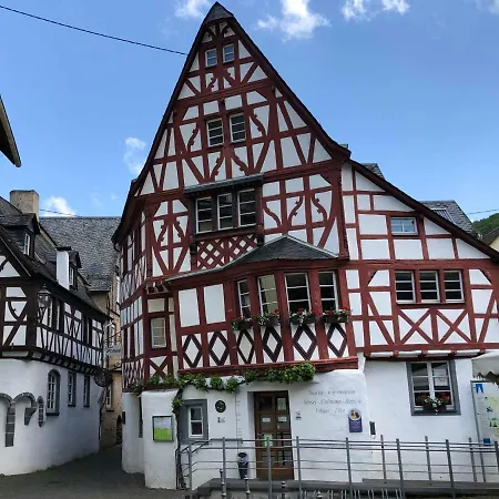 Сasa de vacaciones Ferienhaus-am-alten-stadttor Ediger-Eller