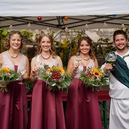 Tatil Evi Ferienhaus-am-alten-stadttor Ediger-Eller