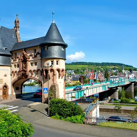 Semesterbostad Ferienhaus-am-alten-stadttor Ediger-Eller